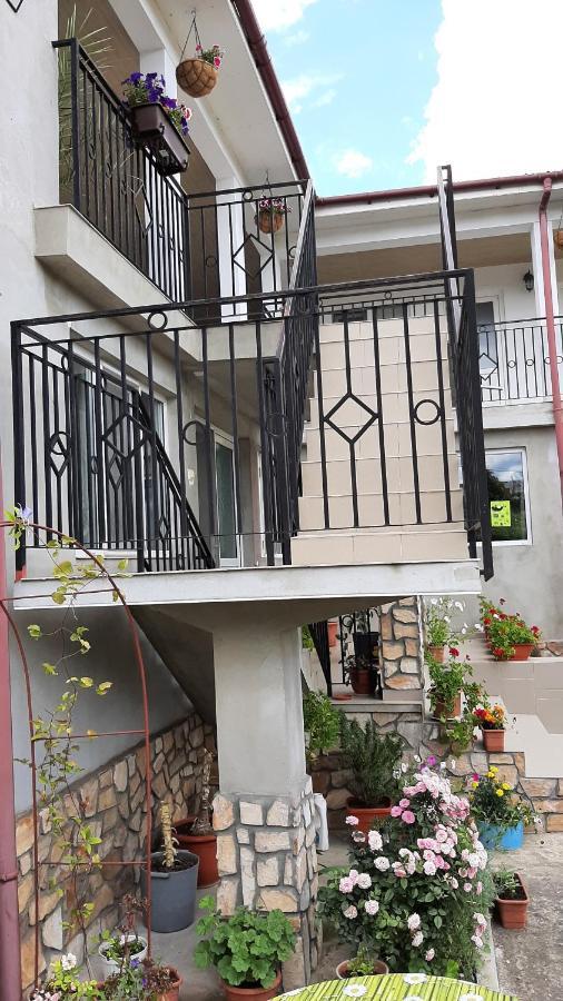Bcm Family House Două Mai Exterior foto